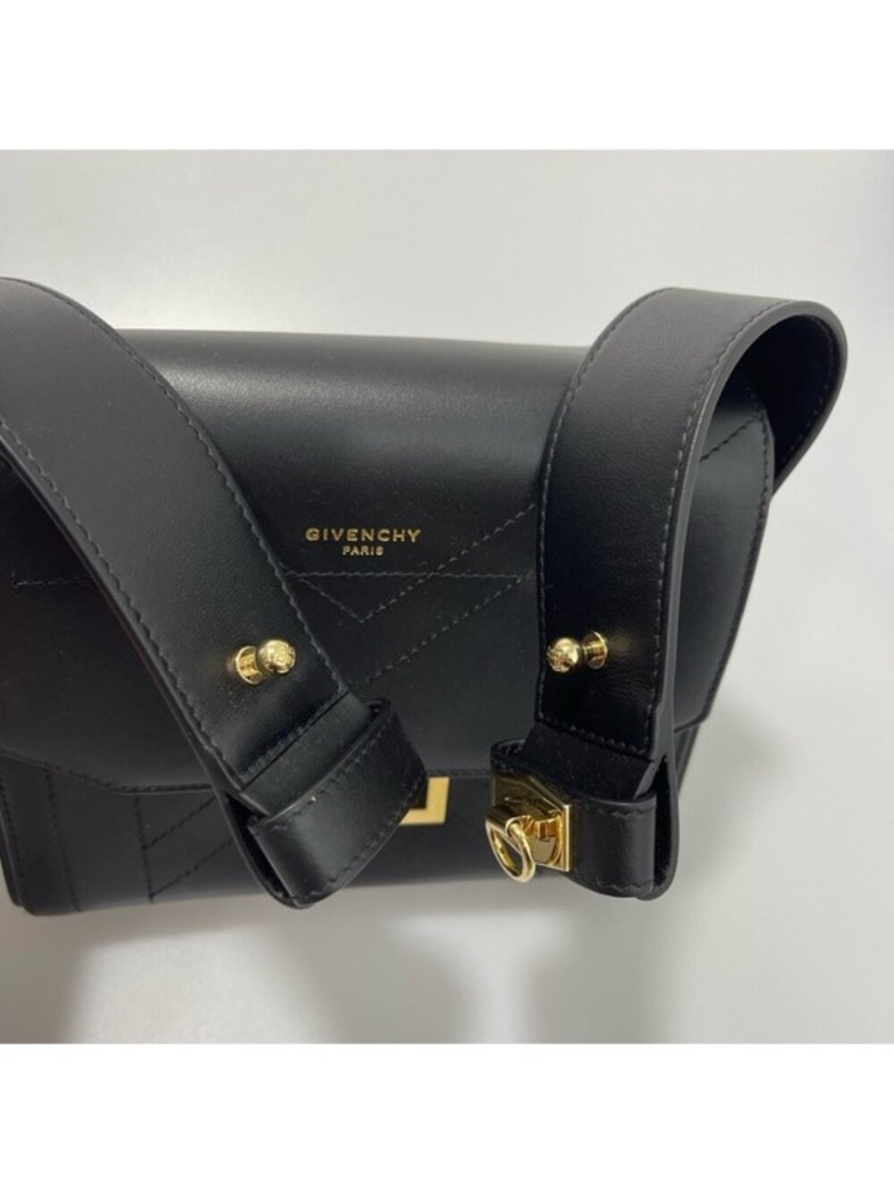 Givenchy Black Crossbody Bag Eden Women Leather. Lightly Used. Missing Strap. - Picture 6 of 6